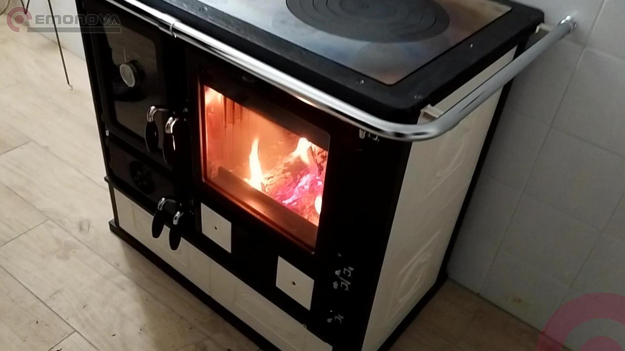 Štedilnik La Nordica na drva z velikim kuriščem